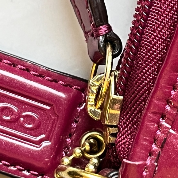 Coach fucschia patent wristlet, 9 x 5.5 in. - Picture 9 of 16